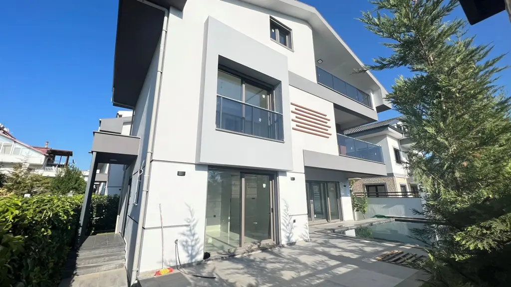 Babatasi home